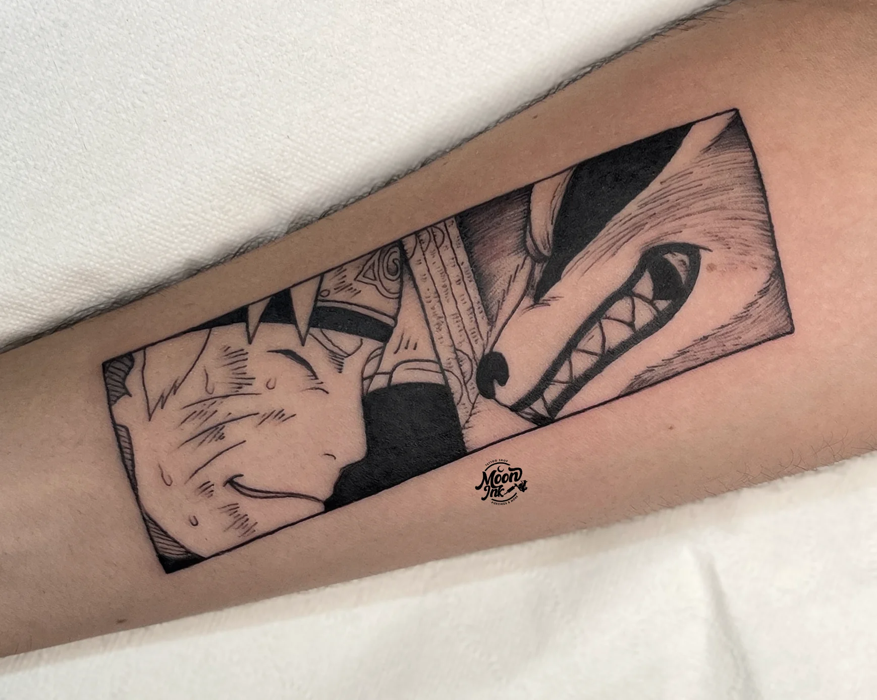 Tatuaje Naruto blanco y negro